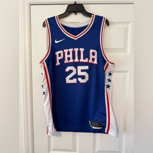 Nike Philadelphia 76ers Ben Simmons jersey. Size XL.
